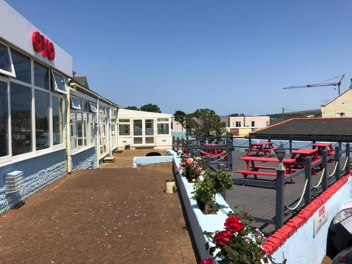 Marina Hotel Sandown Exterior photo