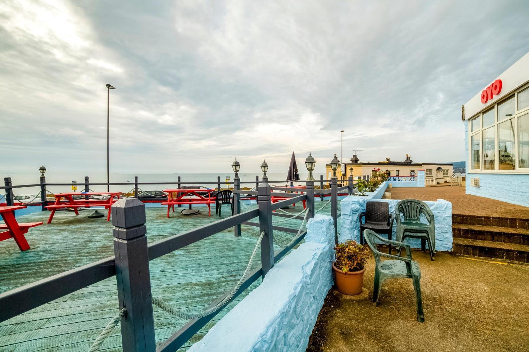 Marina Hotel Sandown Exterior photo