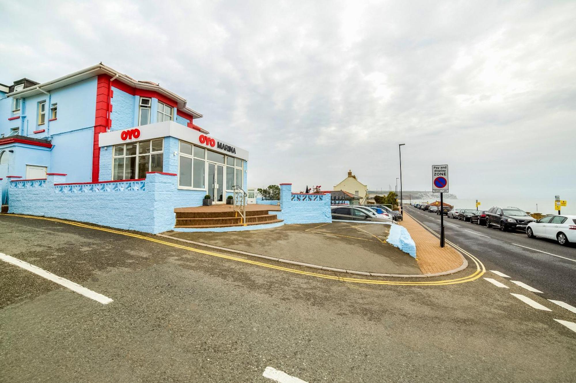 Marina Hotel Sandown Exterior photo