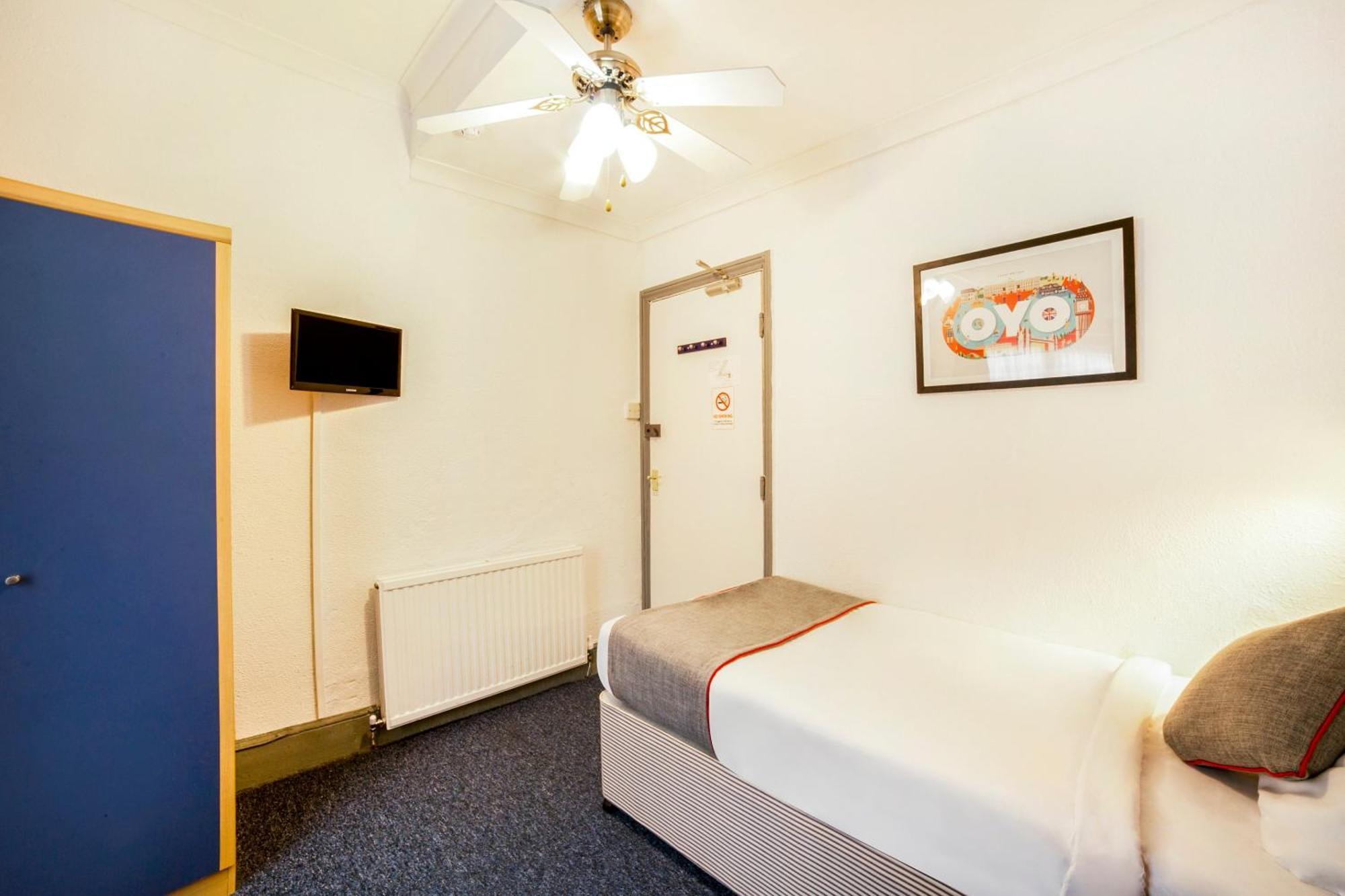 Marina Hotel Sandown Exterior photo